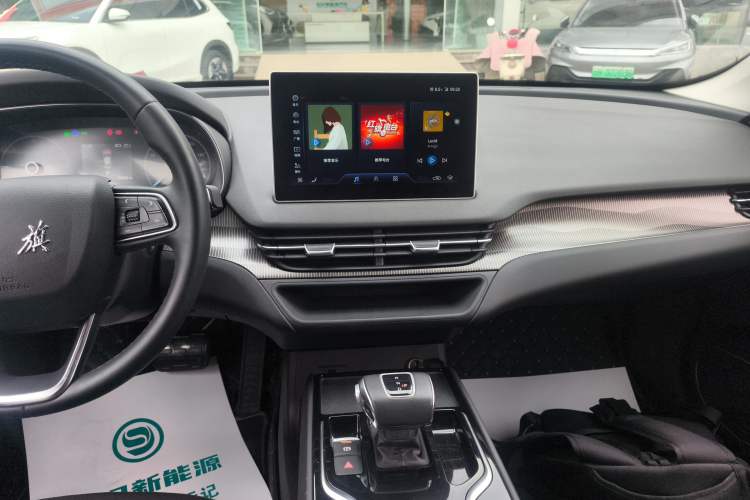 Used Hongqi E-QM5 2023 Revised Version Basic Travel Edition
