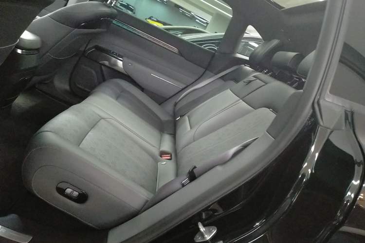 Used Zeekr 7X 2025 100kWh Long-Range All-Wheel Drive Intelligent Driving Version