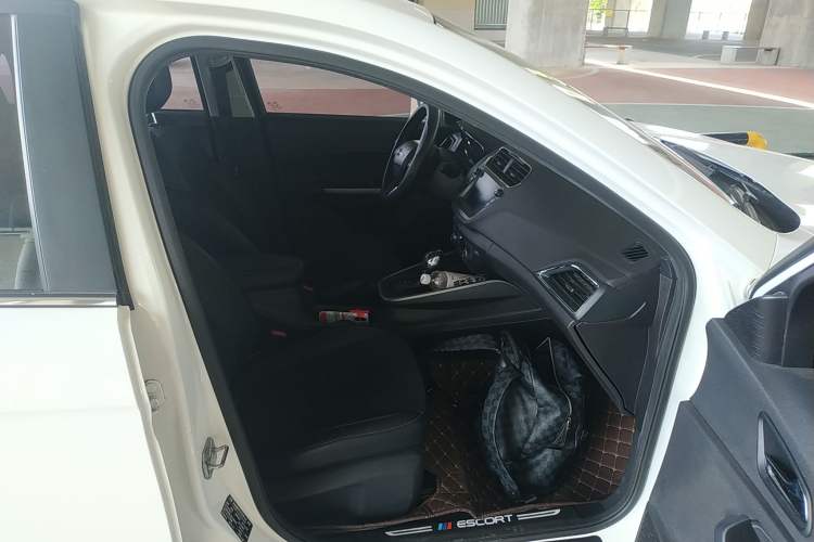 Used Ford Escort 2019 Revised Version 1.5L Automatic Enjoyment Type China VI Standard
