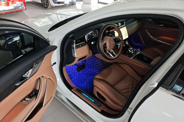 Used Jaguar XFL 2023 XFL 2.0T P250 Two-Wheel-Drive Luxury Deluxe Edition
