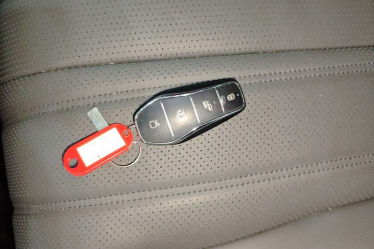 Used BYD Song L EV 2025 Intelligent Driving Version 662 km LiDAR Excellence Edition