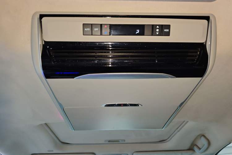 Used Toyota Sienna 2023 2.5L Hybrid Comfort Edition
