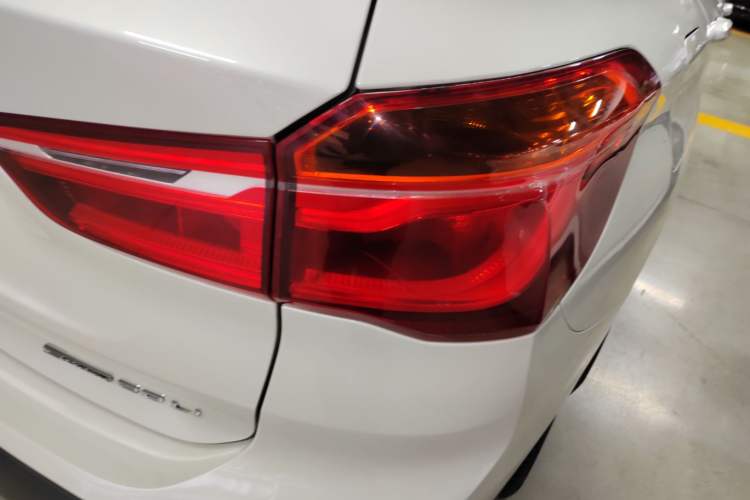 Used BMW X1 2019 sDrive20Li Leading Model
