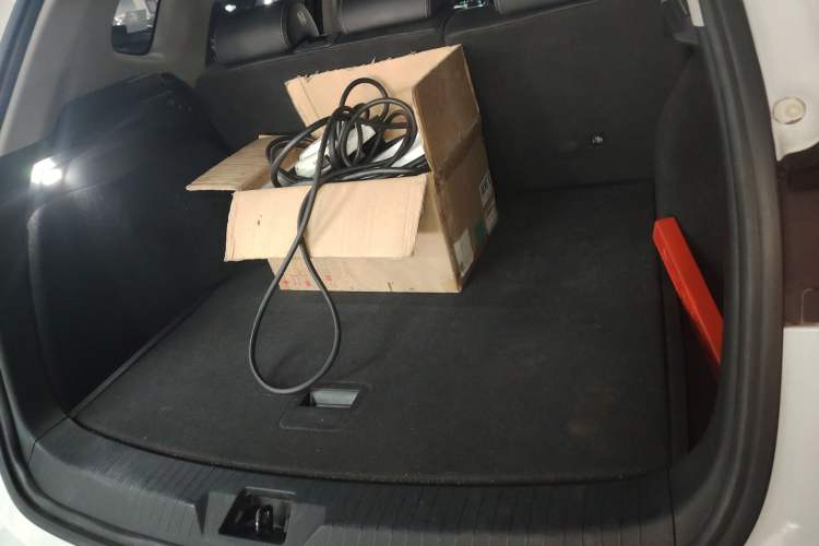 Used BYD Song Pro New Energy 2019 DM 1.5T Four-Wheel Drive Performance Edition Deluxe Model
