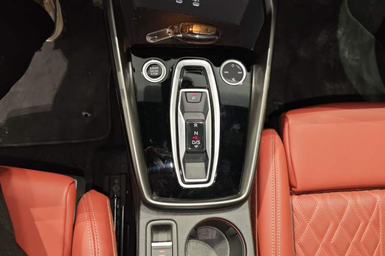 Used Audi A3 2025 A3L Limousine 35TFSI Prestige Edition + Luxury Selection Package