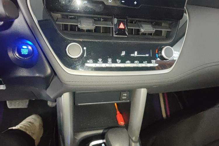 Used Toyota FRONTLANDER 2023 2.0L CVT Elite Edition
