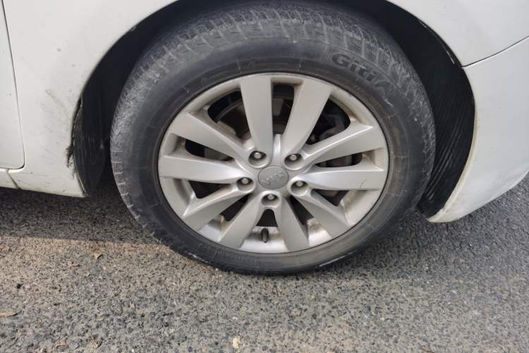 Used Kia K3 2015 1.6L Manual GLS
