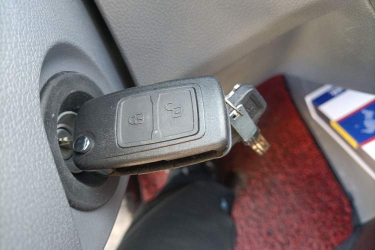 Used Karry Jiangtun E5 2024 230 km Standard Version
