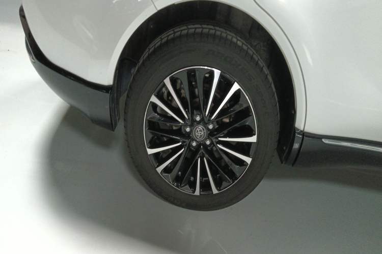 Used Toyota Venza 2022 2.0L CVT Two-Wheel Drive Prestige Edition
