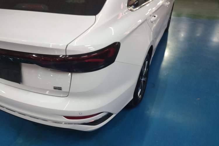 Used Geely Auto Emgrand 2023 4th Generation Champion Edition 1.5L CVT Prestige Model
