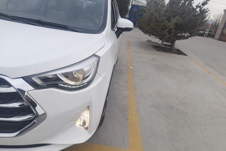 Used  Refine S3 2017 1.6L CVT Luxury Smart Model
