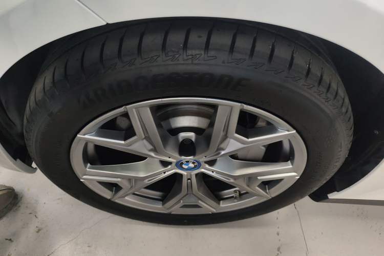 Used BMW i3 2024 eDrive 35 L

