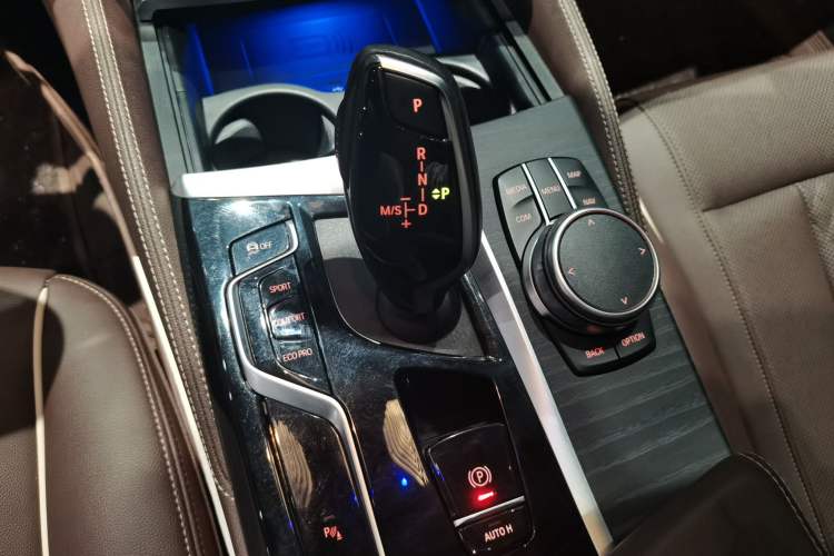 Used BMW 5 Series 2022 Restyled 530Li Leading Edition M Sport Package