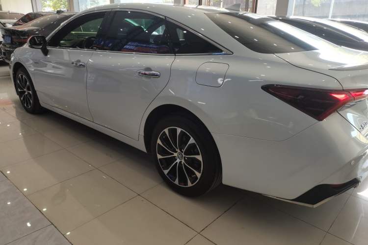 Used Toyota Avalon 2022 Dual-Engine 2.5L Luxury Edition
