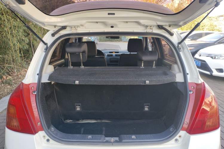 Used Suzuki Swift 2014 1.3L Manual Standard Edition
