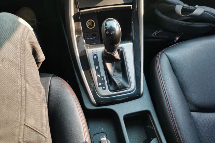 Used Hyundai Elantra (5th Generation / Langdong) 2015 1.6L Automatic Leading Model