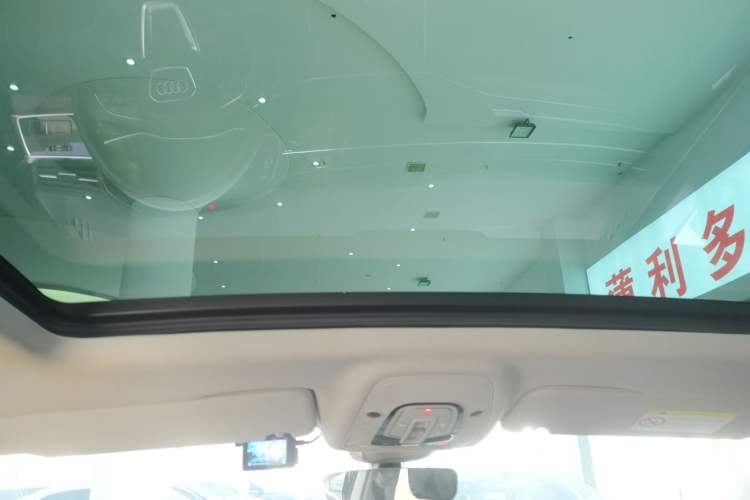 Used Audi Q7 2020 55 TFSI quattro S line sports model
