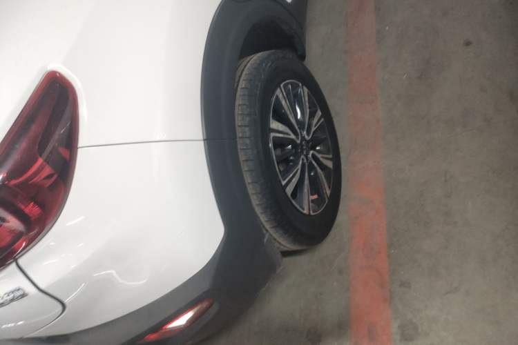 Used Kia kx1 Stonic 2019 1.4L Automatic Sport Edition China VI