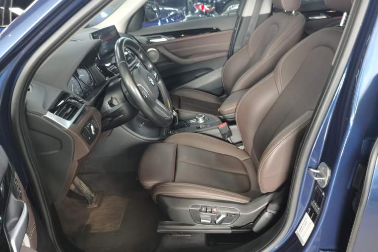 Used BMW X1 2021 sDrive25Li Leading Model
