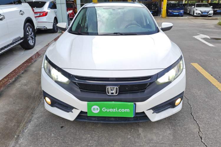 Used Honda Civic 2016 220TURBO CVT Luxury Edition
