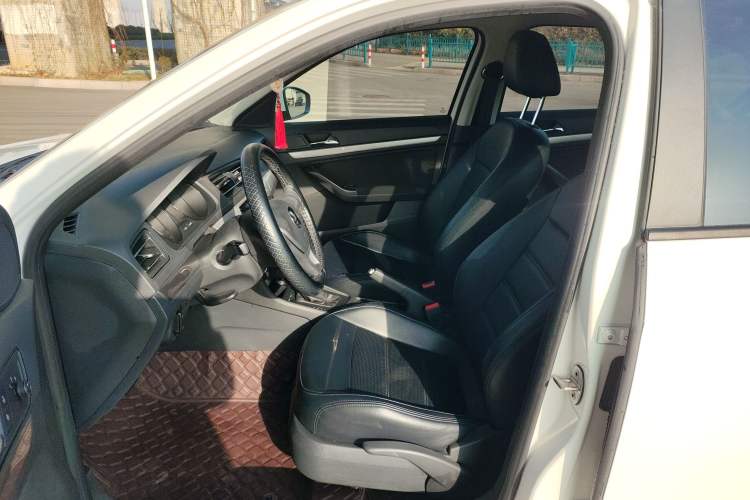 Used Volkswagen Lavida 2019 Lavida Start 1.5L Automatic Trendy Version China VI Standard