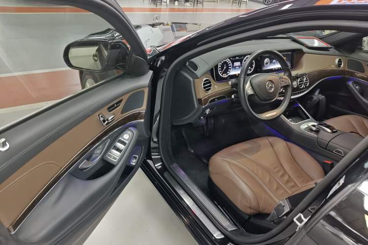 Used Mercedes-Benz S-Class 2014 S 320 L Business Model
