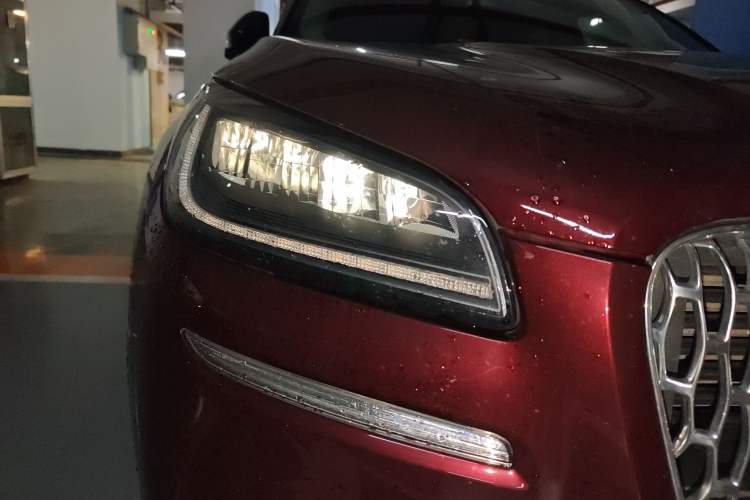 Used Lincoln Corsair 2021 2.0T Two-Wheel Drive Deluxe Edition