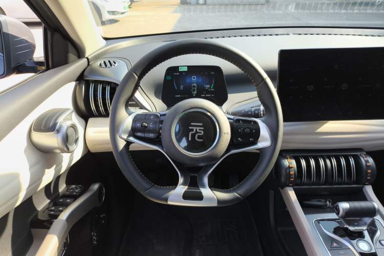 Used BYD Yuan PLUS 2024 Honor Edition 430KM Leading Model
