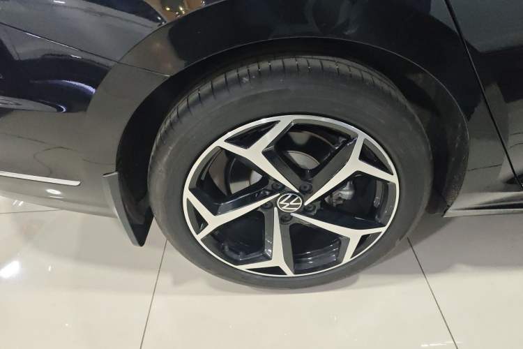 Used Volkswagen Passat 2025 Outstanding Model 380TSI Starry Dragon Edition
