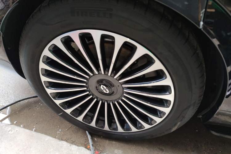 Used Hima AITO M9 2024 Range-Extended Max Edition 42 kWh 5-Seater Version
