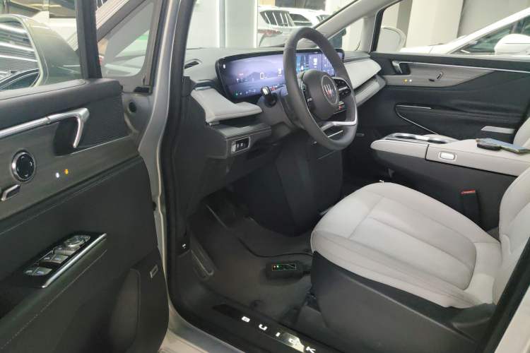 Used Buick GL8 2025 Lu Zun Deluxe Edition
