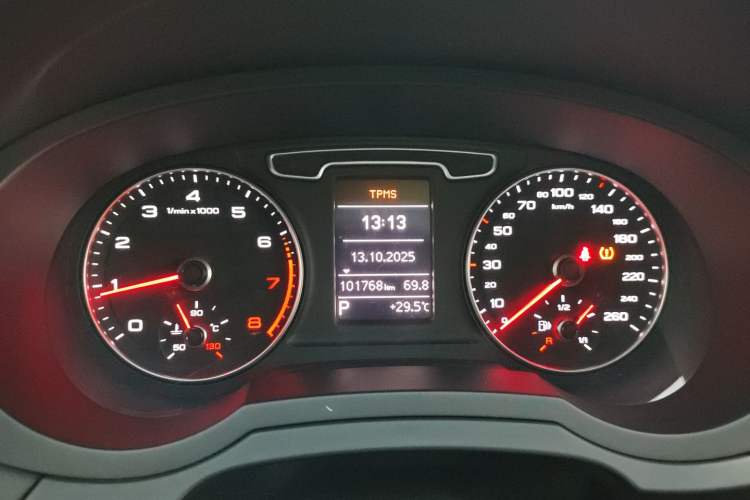 Used Audi Q3 2015 35 TFSI Comfort Model