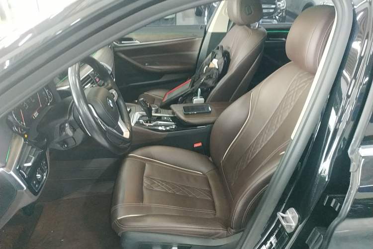 Used BMW 5 Series 2018 Revised Version 530Li Leading Edition Luxury Package
