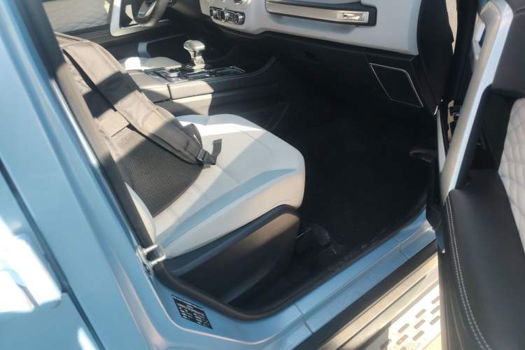 Used  BJ40 2024 2.0D Blade Hero Glory Edition
