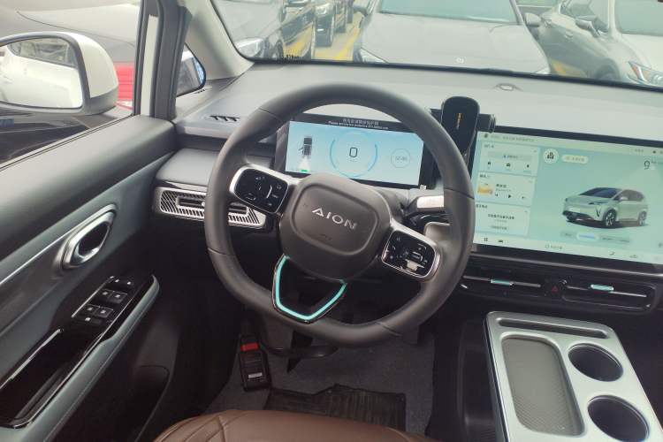 Used AION Y 2023 Plus 510 Enjoy Edition