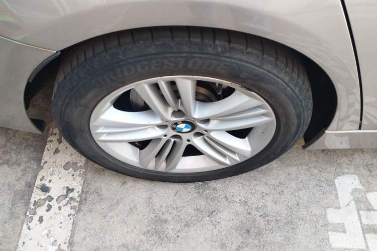 Used BMW 3 Series 2016 320Li Fashion Model
