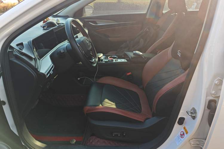 Used Changan Eado 2022 PLUS Blue Whale NE 1.4T GDI DCT Flagship Edition