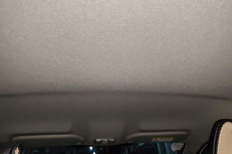 Used Peugeot 301 2017 1.6L Automatic Comfort Edition
