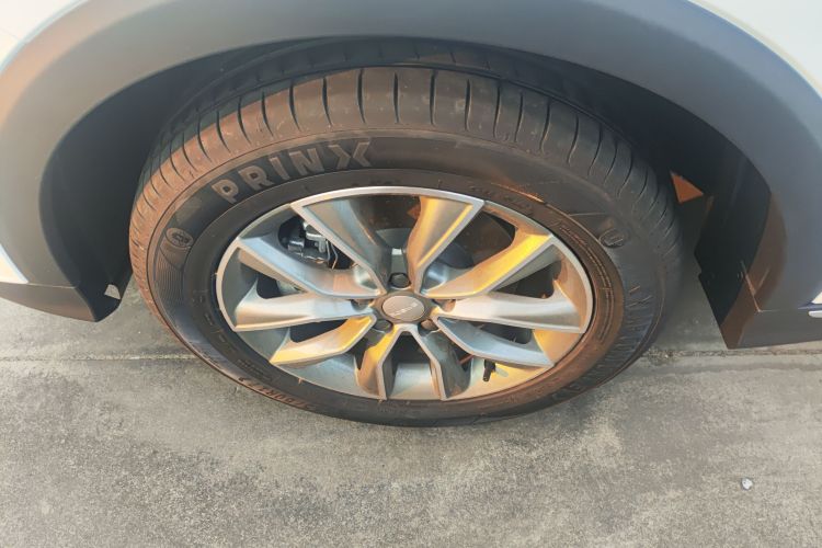 Used Roewe RX5 2025 PLUS 330TGI Automatic Trendsetting Smart Edition
