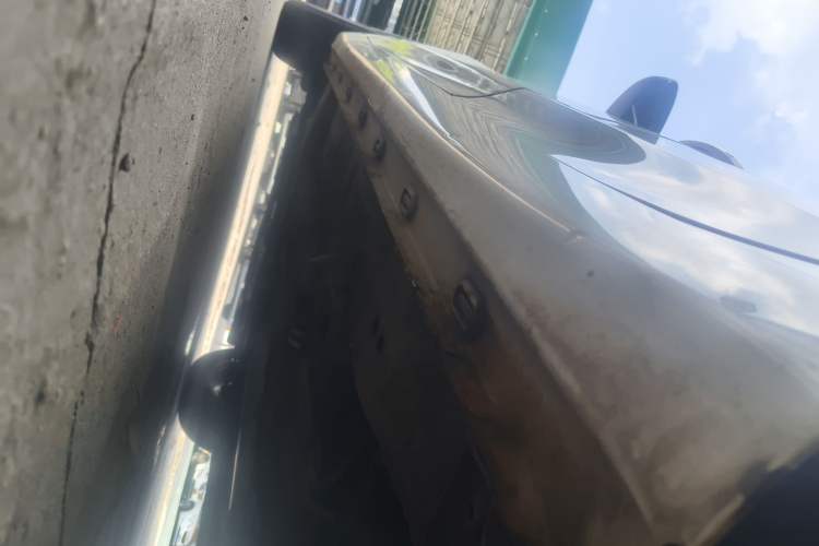 Used Roewe i5 2019 1.5L Automatic 4G Connected Langyue Edition
