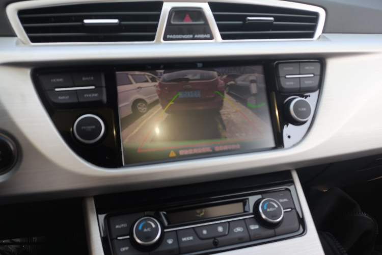 Used Geely Auto Emgrand X7 Sport 2020 1.8TD DCT Two-Wheel Drive Zhiya Model