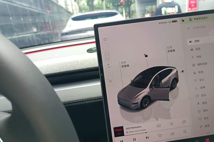 Used Tesla Model Y L 2025 Model Long-Range All-Wheel-Drive Version