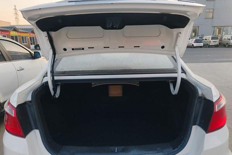 Used Changan Eado 2016 1.6L Manual Fashion Edition
