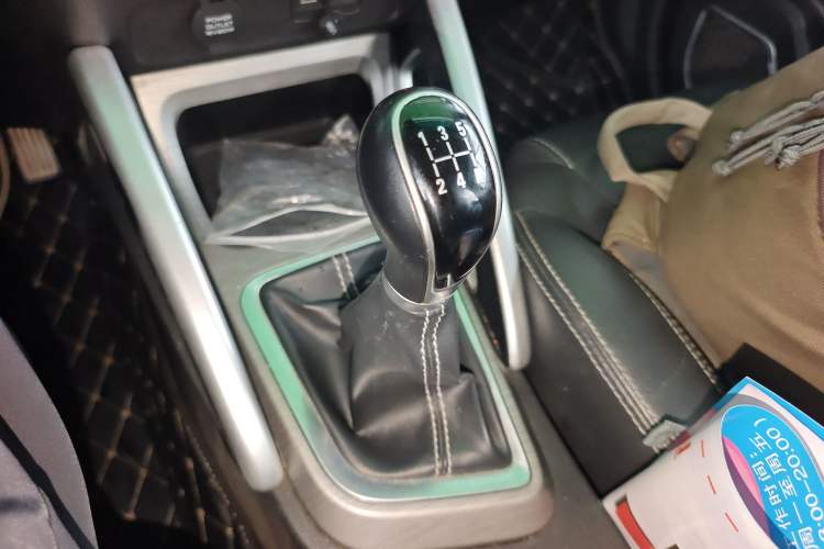 Used Geely Auto Vision X3 2017 1.5L Manual Luxury Model
