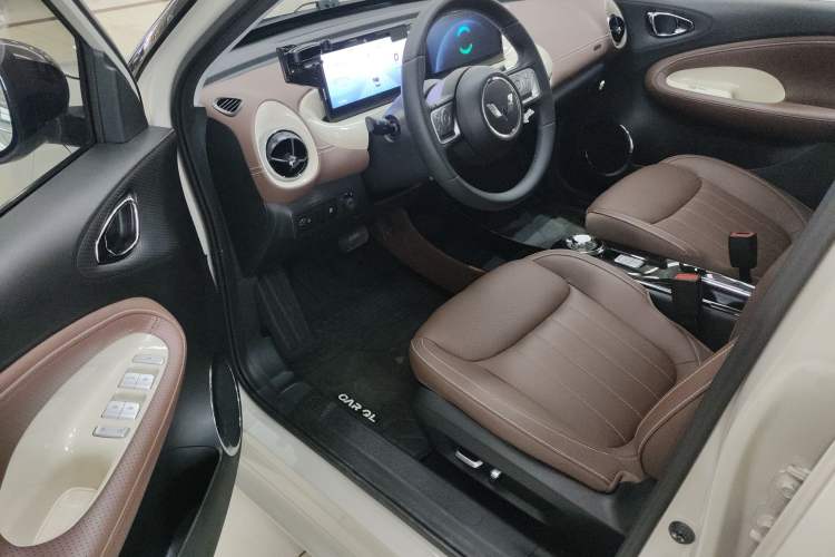 Used Wuling Bingo 2023 333 km Lingxi Connected+ Version
