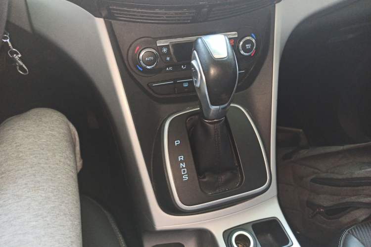 Used Ford Kuga 2015 1.5L GTDi Two-Wheel Drive Fashion Edition
