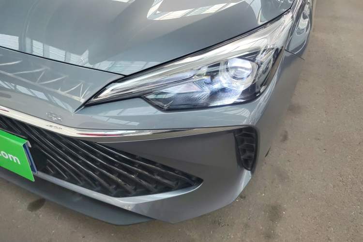 Used Roewe i5 2023 1.5L Manual Comfort Edition
