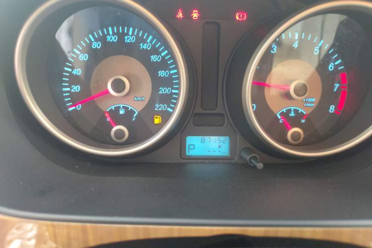 Used Buick Excelle 2015 1.5L Automatic Classic Model
