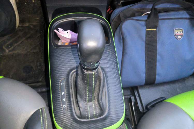 Used Roewe Clever 2021 302 km New Four-Seater Super-Efficient Version
