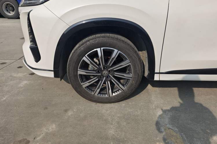 Used Changan CS75 PLUS 2024 3rd Generation Champion Edition 1.5T Intelligent Drive Dynamic Model
